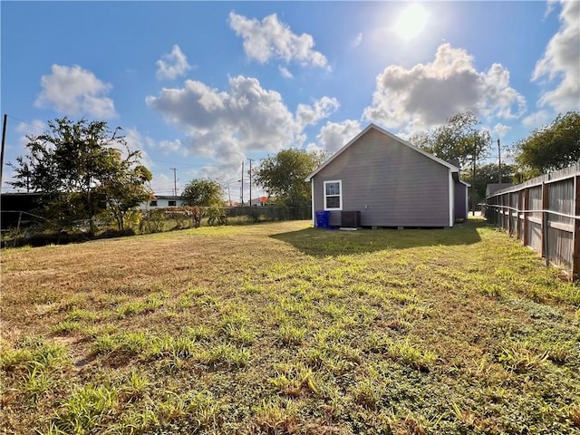 1652 16th St, Corpus Christi, TX 78404 - view of yard