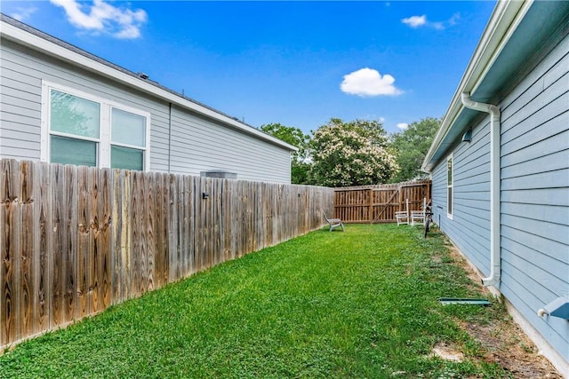 1517 Dorado St, Corpus Christi, TX 78417 - view of fenced backyard