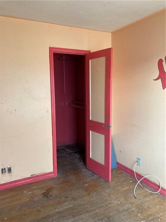 607 Caylor Dr, Big Spring, TX 79720 - hall with wood finished floors