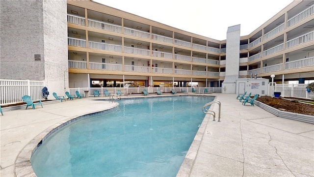 3938 Surfside Blvd Unit 3124, Corpus Christi, TX 78402 - community pool featuring a patio area