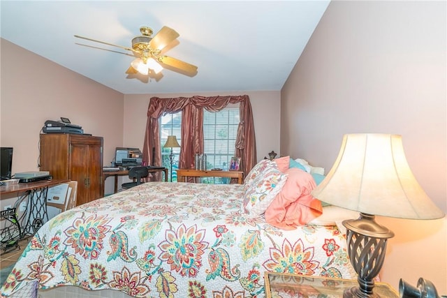 13656 Teague Ln Unit 22, Corpus Christi, TX 78410 - bedroom with a ceiling fan and an office area