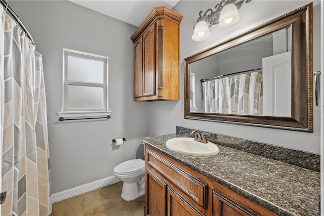 8245 Rock Crest Dr, Corpus Christi, TX 78414 - full bathroom featuring vanity and curtained shower