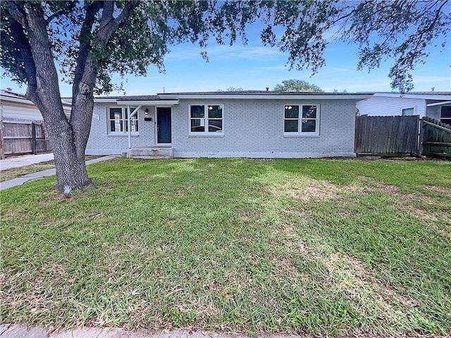 6042 Hugo Dr, Corpus Christi, TX 78412 - ranch-style house with brick siding