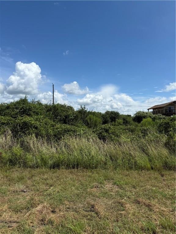 148 W Glen Oak Ln, Rockport, TX 78382