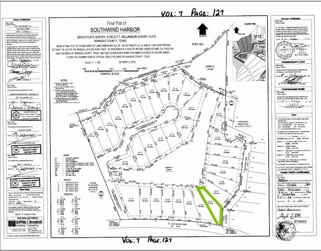 2 Westpointe Dr, Rockport, TX 78382