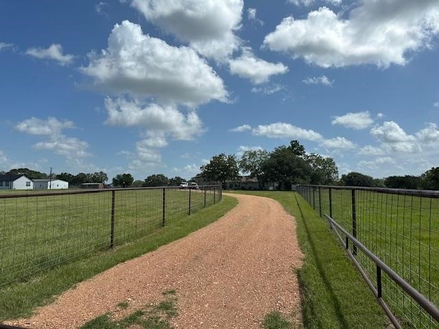 8652 State Highway 111 E, Yoakum, TX 77995 - photo 2