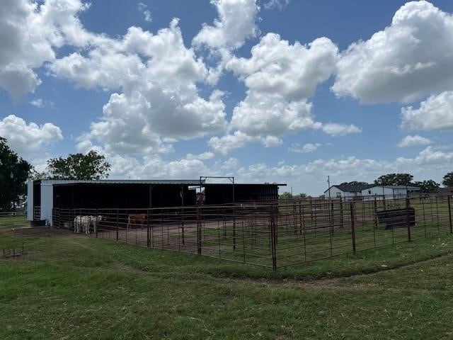 8652 State Highway 111 E, Yoakum, TX 77995 - photo 30