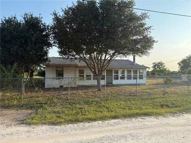 9553 County Road 249th Cir, Mathis, TX 78368 - view of front facade