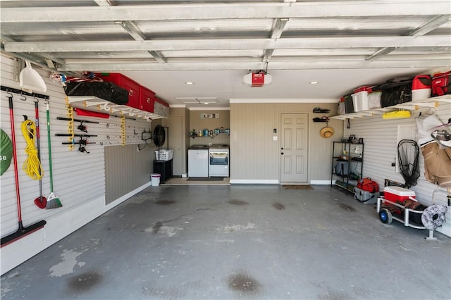 15209 Dasmarinas Dr, Corpus Christi, TX 78418 - garage featuring washer and dryer and a garage door opener