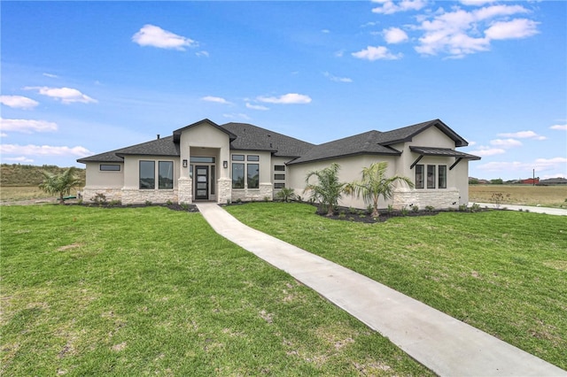 view of front of property with a front yard