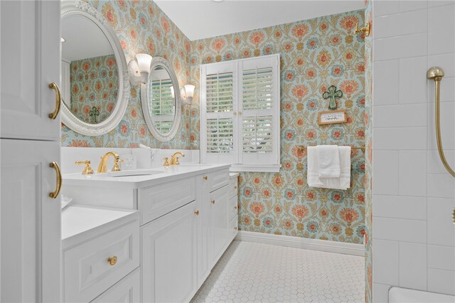 bathroom with vanity