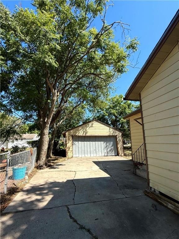 4046 Green Grove Dr, Corpus Christi, TX 78415 - photo 13