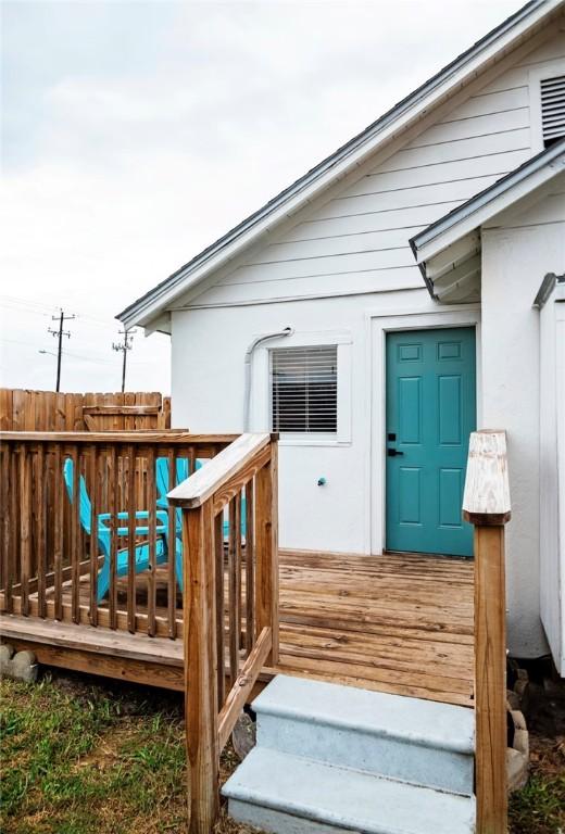 109 S Verne St, Rockport, TX 78382 - view of deck