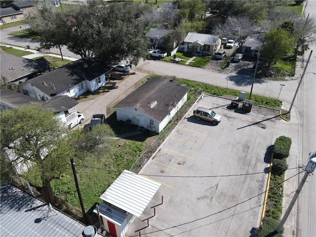 405 Chaparral St, Alice, TX 78332 - photo 22