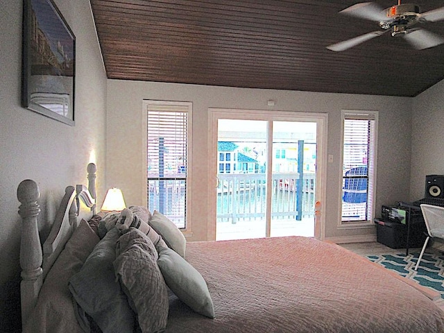 13525 Bullion Ct, Corpus Christi, TX 78418 - bedroom featuring access to outside, a ceiling fan, and vaulted ceiling