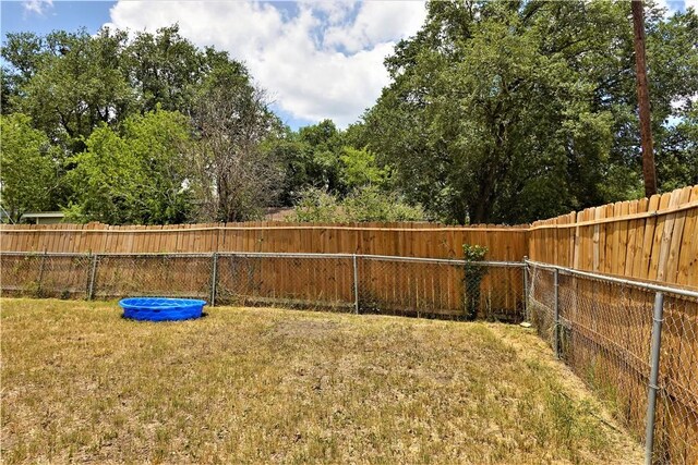 1017 E Huntington St, Beeville, TX 78102 - photo 33