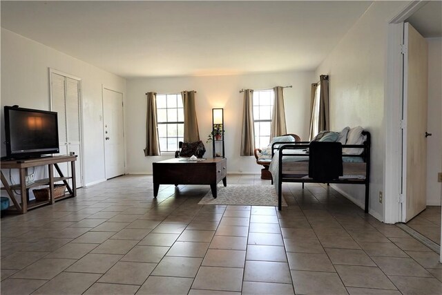 1017 E Huntington St, Beeville, TX 78102 - photo 4
