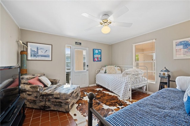 bedroom with ceiling fan