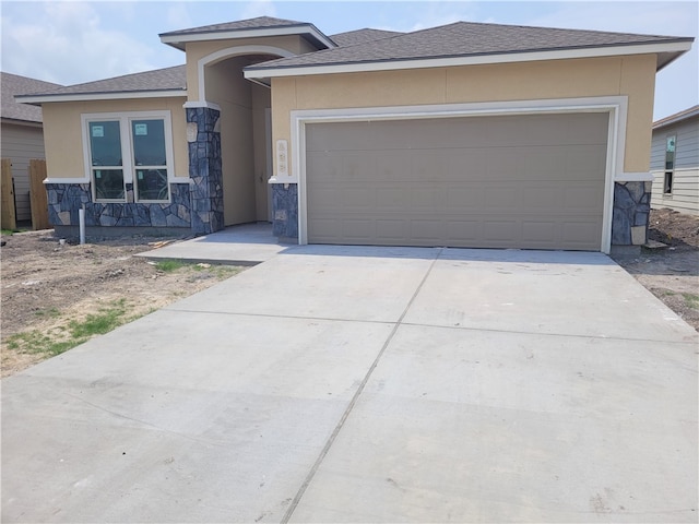 view of front of house featuring a garage