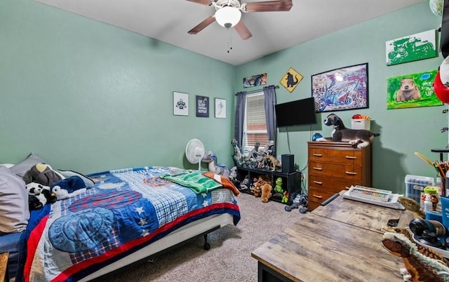 bedroom featuring carpet and a ceiling fan