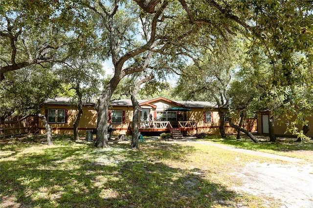 3081 Hackberry Ave, Ingleside, TX 78362 - view of front of home featuring a deck