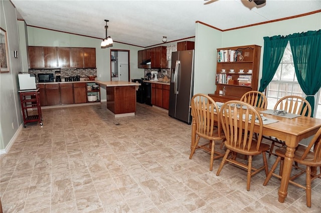 3081 Hackberry Ave, Ingleside, TX 78362 - dining room featuring crown molding, lofted ceiling, and ceiling fan