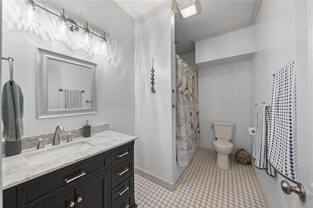 bathroom featuring toilet, curtained shower, crown molding, baseboards, and vanity