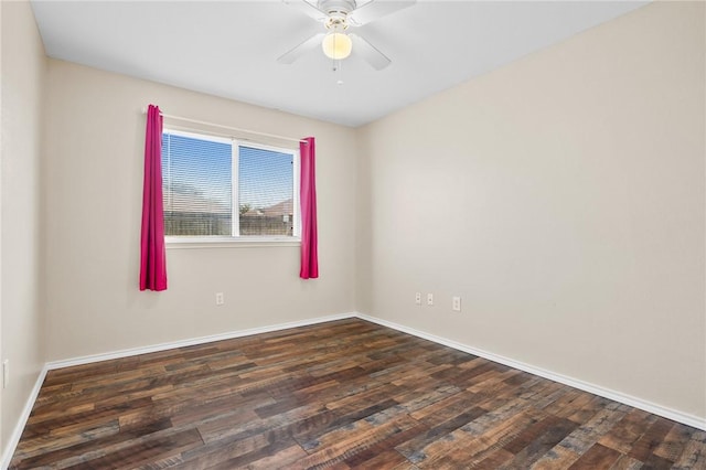 1522 W Nelson Ave, Aransas Pass, TX 78336 - spare room featuring wood finished floors, baseboards, and ceiling fan