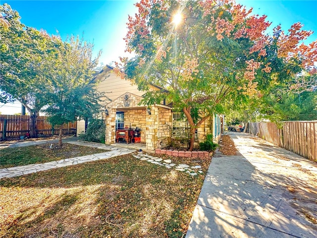 view of front of property