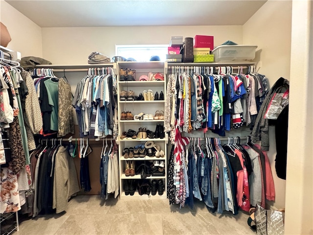 view of spacious closet