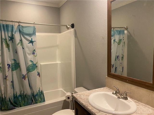 clothes washing area with cabinets and independent washer and dryer