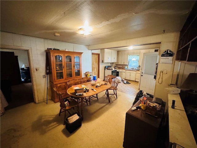 120 S Orange St, Mathis, TX 78368 - view of dining space