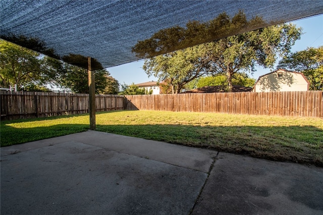 view of yard with a patio