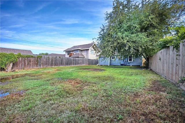 538 Southern St, Corpus Christi, TX 78404 - fenced backyard featuring an outbuilding