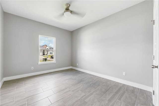 empty room with ceiling fan