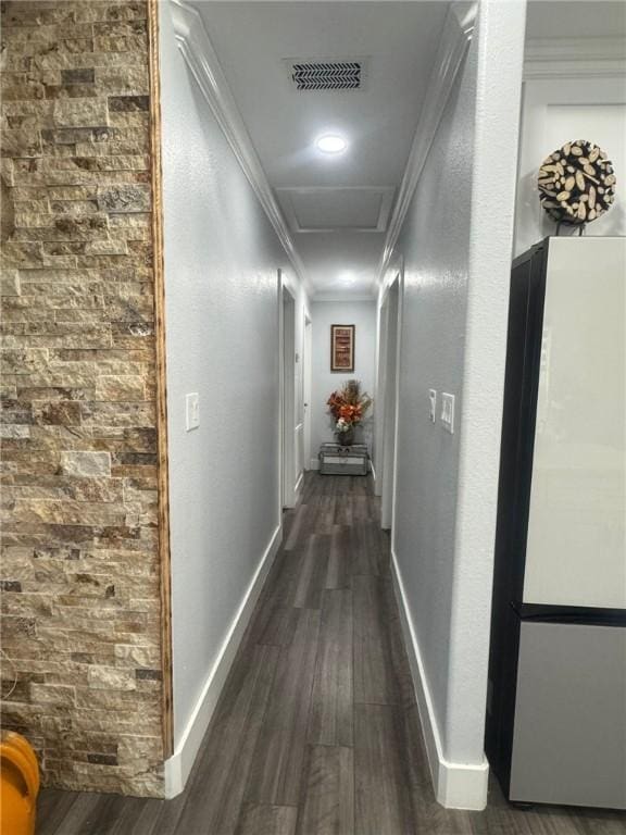 2774 Dallas Ave, Ingleside, TX 78362 - corridor with dark wood-style flooring and baseboards