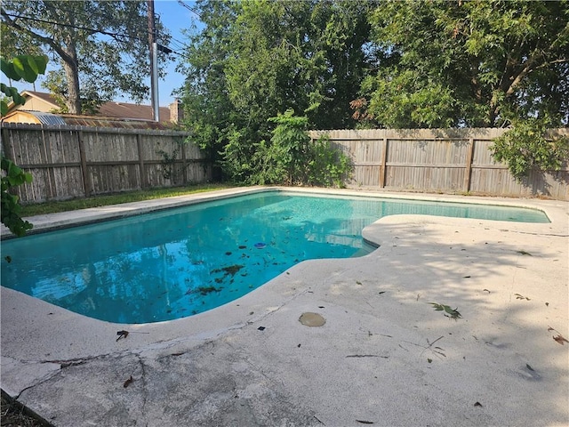 4134 Sierra St, Corpus Christi, TX 78410 - view of swimming pool featuring a patio area and a fenced backyard