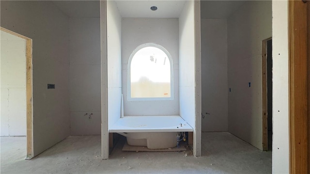 7617 Roman Dr, Corpus Christi, TX 78414 - full bath with a bathtub