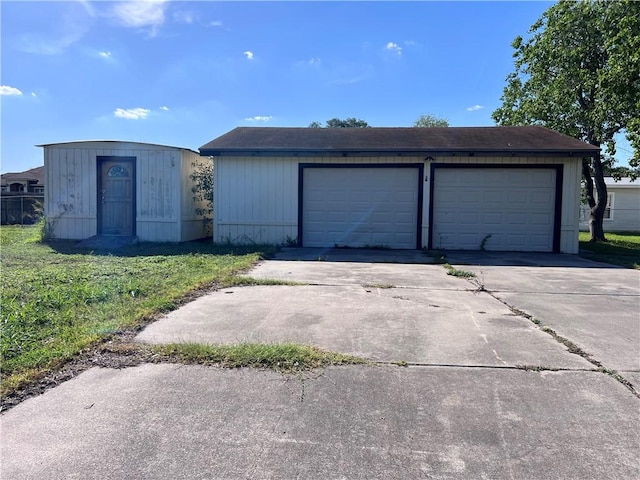 10801 Mayfield Dr, Corpus Christi, TX 78410 - view of detached garage