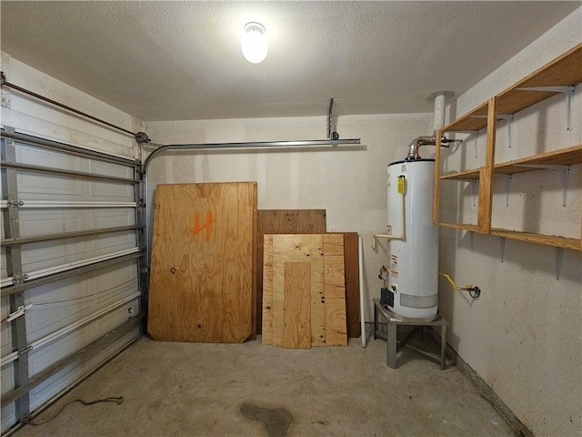 4318 Ivy, Corpus Christi, TX 78415 - garage featuring gas water heater