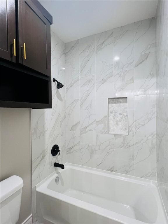 7722 Nadia Dr, Corpus Christi, TX 78414 - full bath with toilet and shower / bath combination
