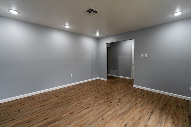 3809 Capri Dr, Corpus Christi, TX 78415 - empty room featuring wood finished floors, baseboards, and recessed lighting