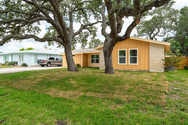 1906 Cochran Ln, Rockport, TX 78382 - photo 3
