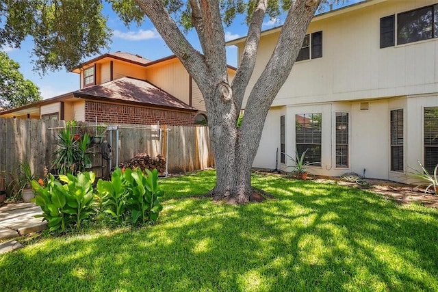 7609 Stony Brook Dr, Corpus Christi, TX 78413 - view of yard