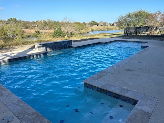 view of pool featuring pool water feature