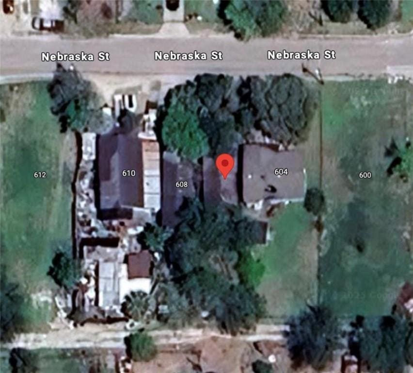 606 Nebraska St, Robstown, TX 78380 - photo 2