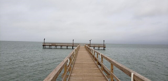 370 W Misty Oak W, Rockport, TX 78382