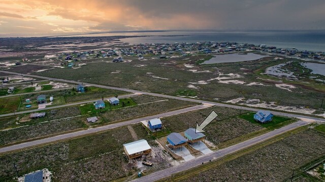 370 W Misty Oak W, Rockport, TX 78382