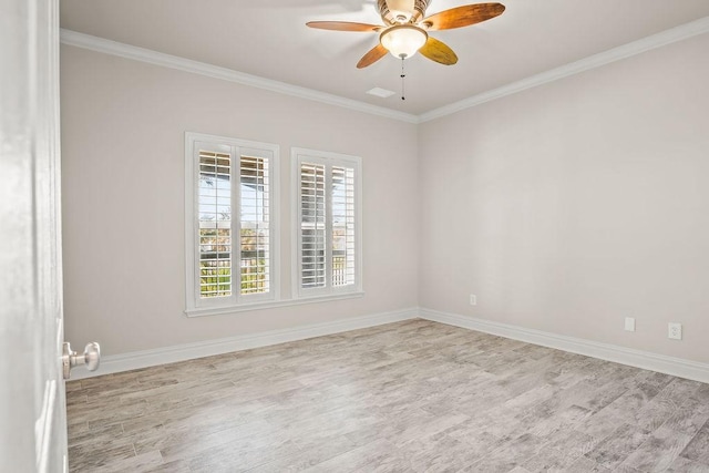 unfurnished room with light hardwood / wood-style floors, ceiling fan, and crown molding