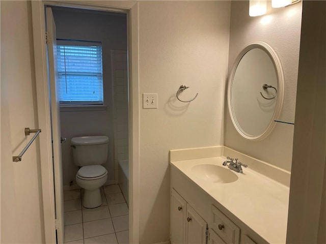 4513 Snead Dr, Corpus Christi, TX 78413 - full bath featuring tile patterned floors, vanity, toilet, and baseboards